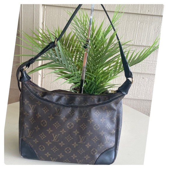 Louis Vuitton shoulder bag vintage - Picture 1 of 15